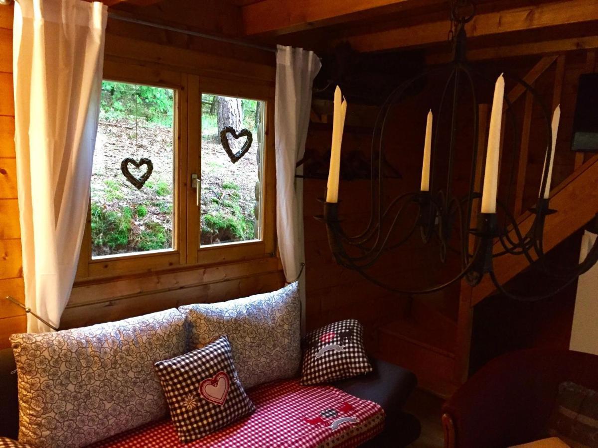 Cosy Chalet With Private Sauna In Bousseviller ห้อง รูปภาพ