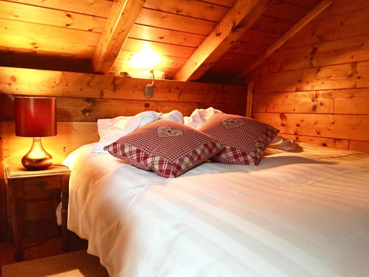 Cosy Chalet With Private Sauna In Bousseviller ห้อง รูปภาพ